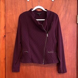 Plum quilted diagonal zip up sweater jacket banana republic size L